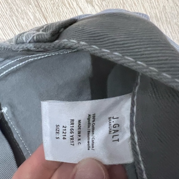 Brandy Melville Green Cargos - Picture 4 of 4